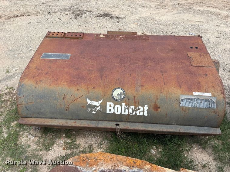 image for item EU7494 Bobcat 72 Sweeper skid steer sweeper