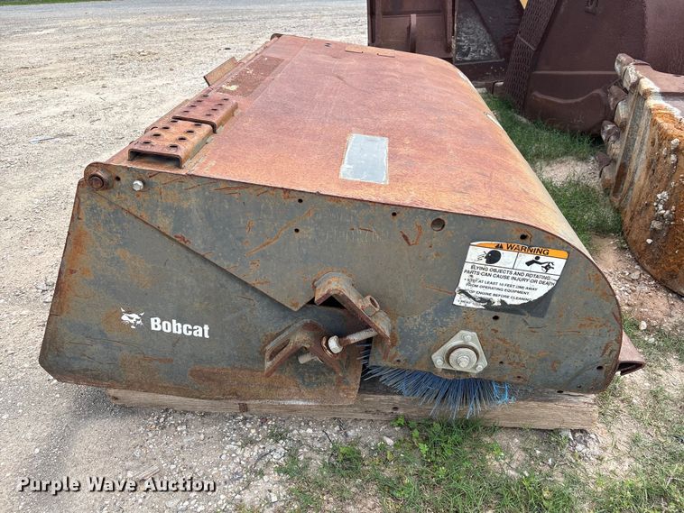 image for item EU7494 Bobcat 72 Sweeper skid steer sweeper