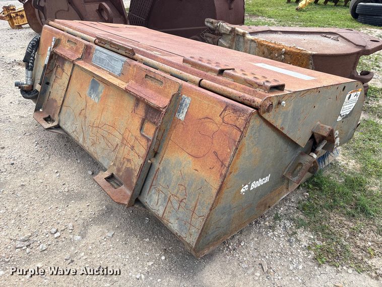 image for item EU7494 Bobcat 72 Sweeper skid steer sweeper