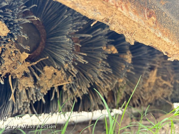 image for item EU7494 Bobcat 72 Sweeper skid steer sweeper