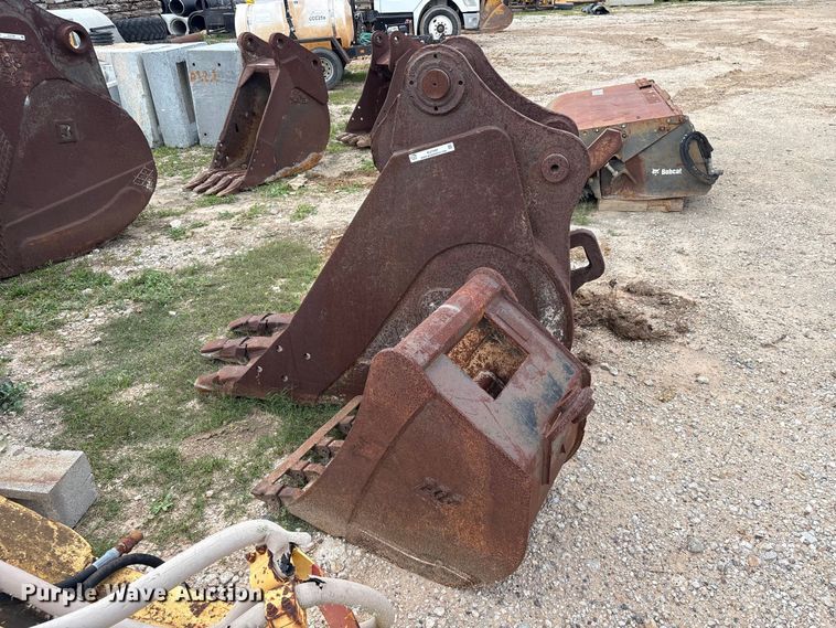 image for item EU7497 (3) buckets