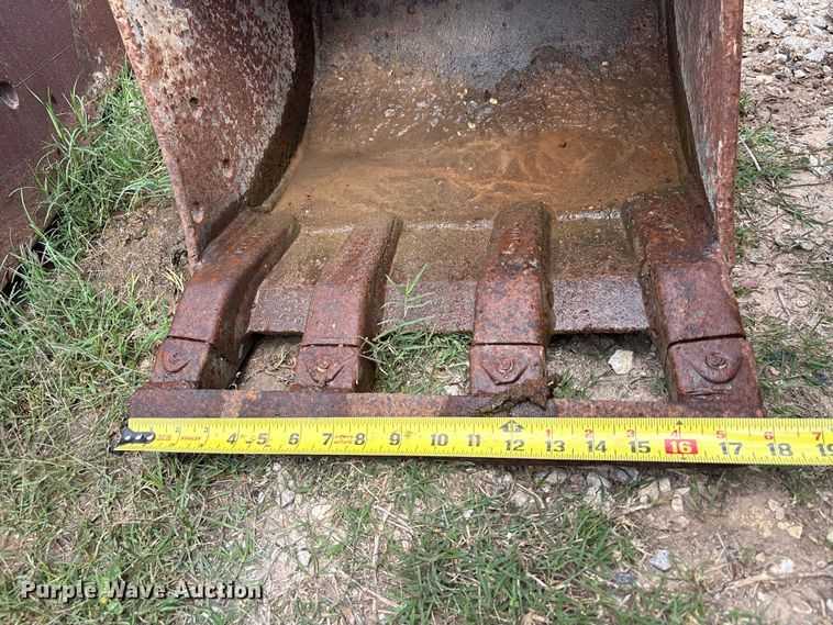 image for item EU7497 (3) buckets