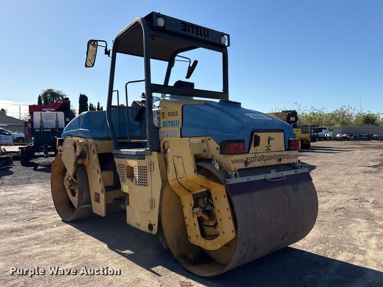 image for item EU8628 2001 Bitelli DTV 370 double drum vibratory roller