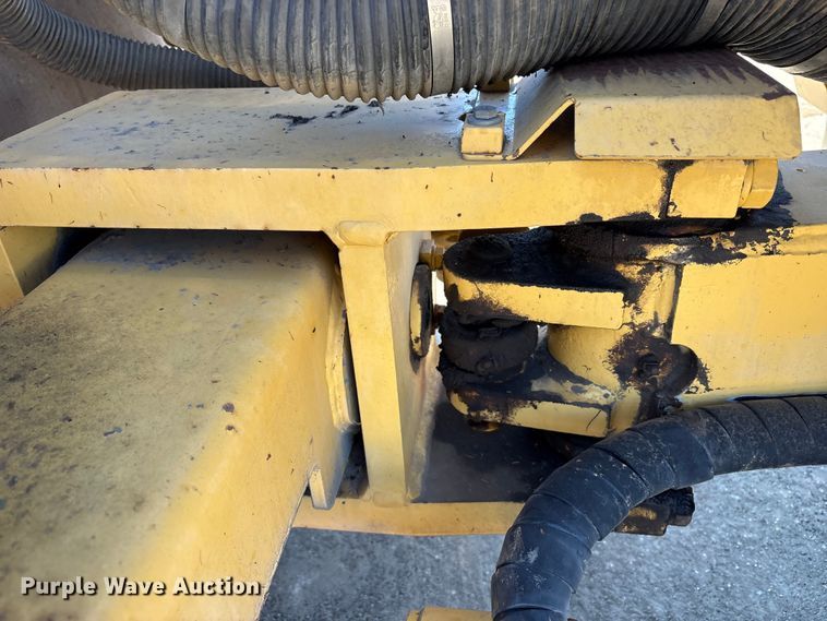 image for item EU8628 2001 Bitelli DTV 370 double drum vibratory roller