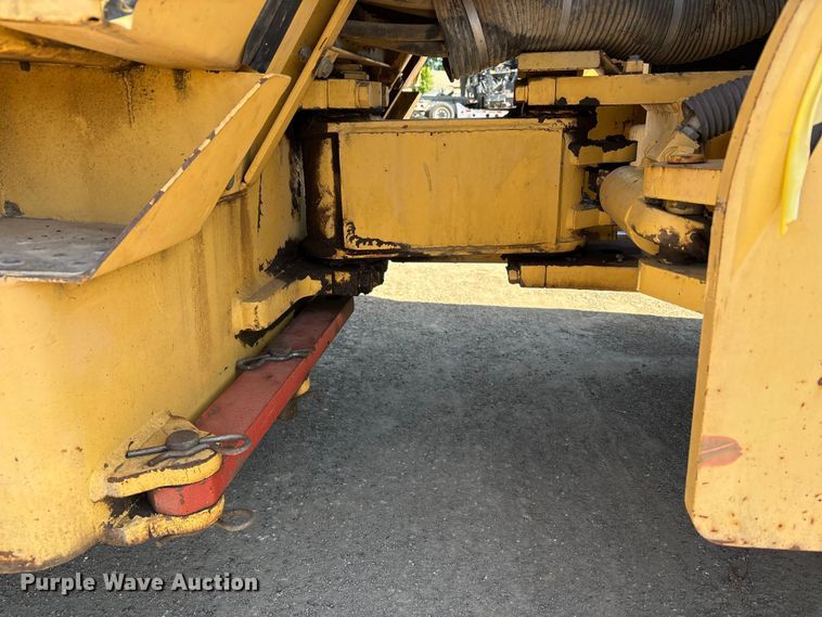 image for item EU8628 2001 Bitelli DTV 370 double drum vibratory roller