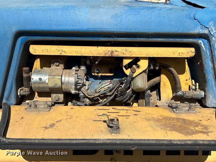 image for item EU8628 2001 Bitelli DTV 370 double drum vibratory roller