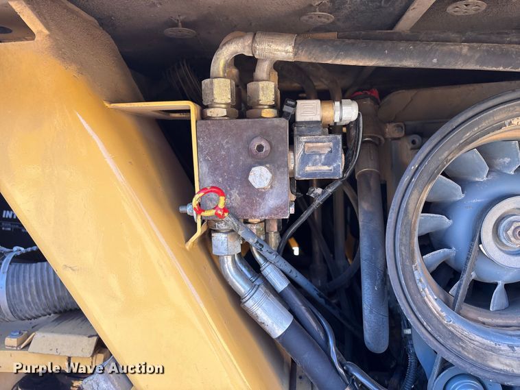 image for item EU8628 2001 Bitelli DTV 370 double drum vibratory roller