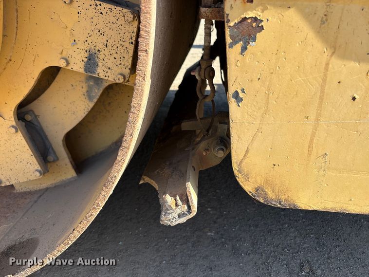 image for item EU8628 2001 Bitelli DTV 370 double drum vibratory roller