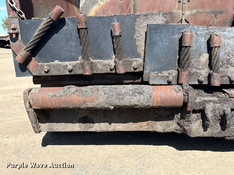 image for item EU8629 1996 Cedarapids CR551 paver