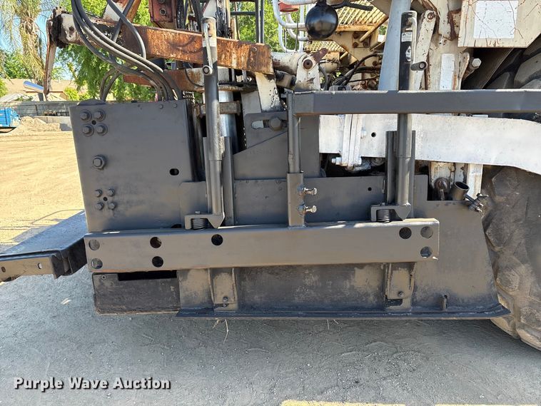 image for item EU8629 1996 Cedarapids CR551 paver