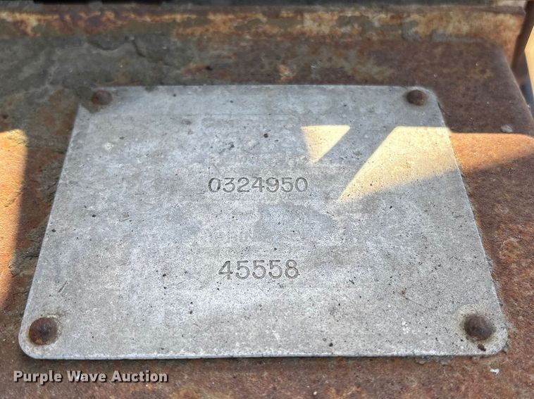 image for item EU8629 1996 Cedarapids CR551 paver