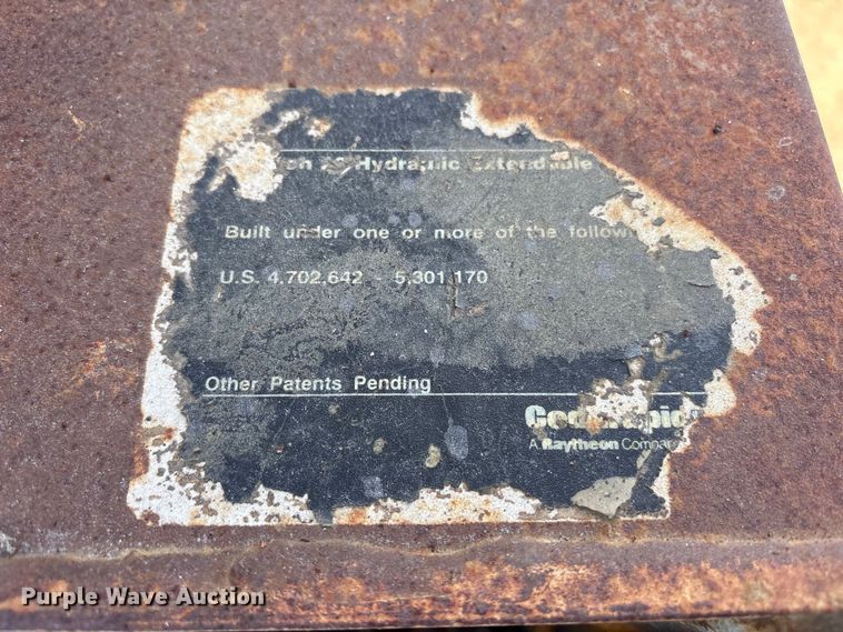 image for item EU8629 1996 Cedarapids CR551 paver