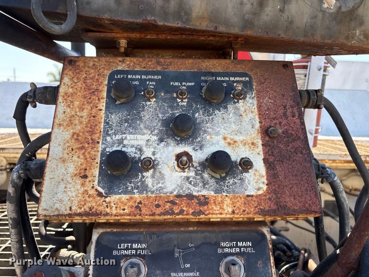 image for item EU8629 1996 Cedarapids CR551 paver