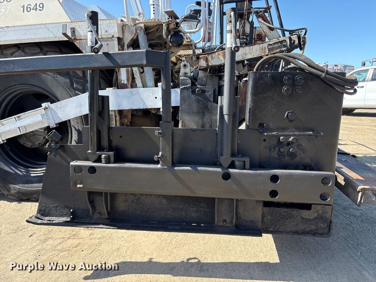 image for item EU8629 1996 Cedarapids CR551 paver