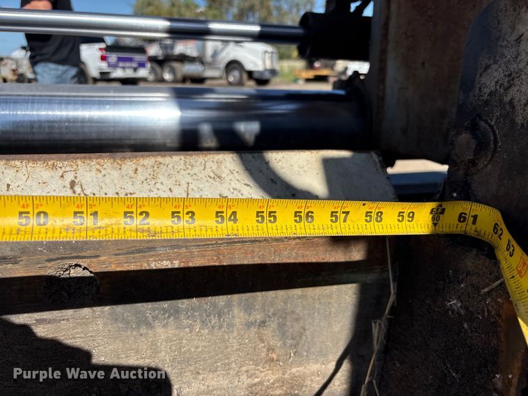 image for item EU8629 1996 Cedarapids CR551 paver