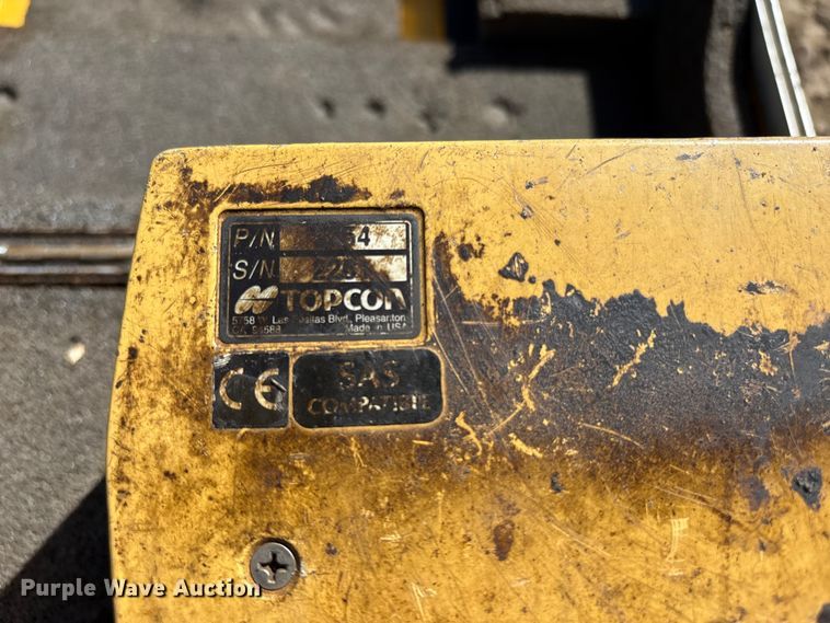 image for item EU8629 1996 Cedarapids CR551 paver