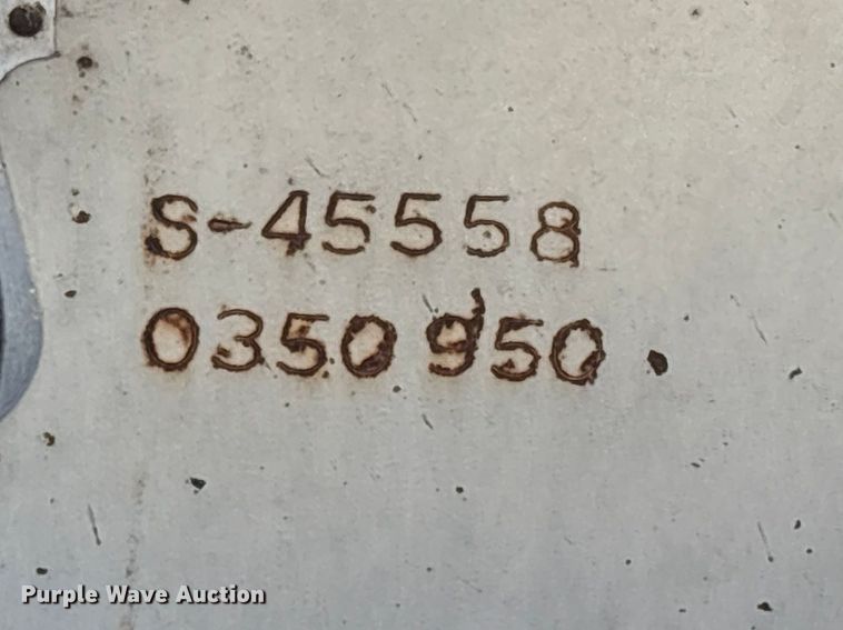 image for item EU8629 1996 Cedarapids CR551 paver