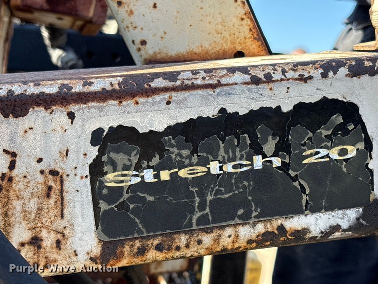 image for item EU8629 1996 Cedarapids CR551 paver