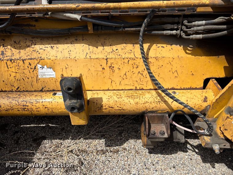 image for item EU8652 M-B Companies broom