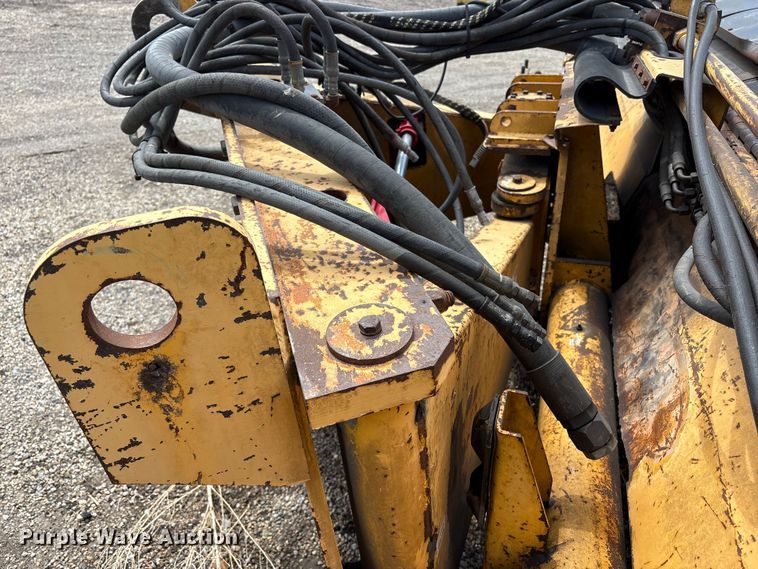 image for item EU8652 M-B Companies broom