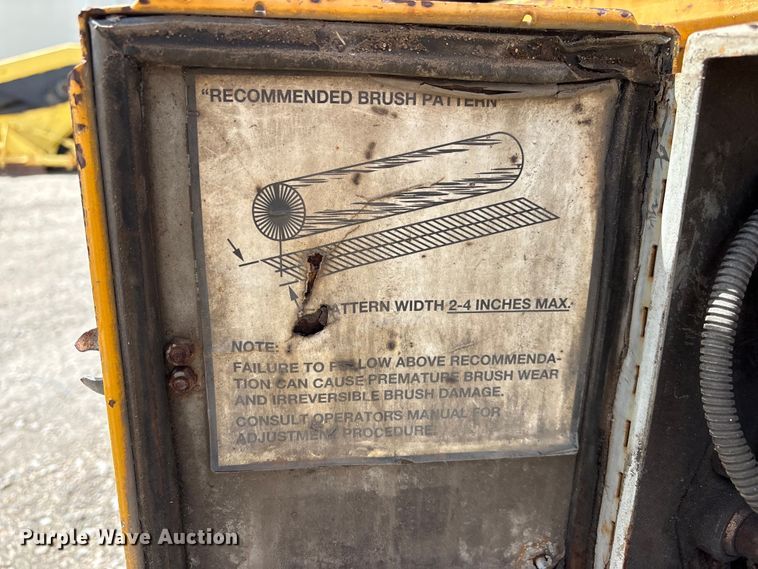 image for item EU8652 M-B Companies broom