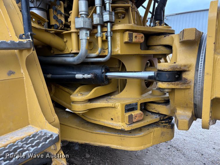 image for item EU8656 2015 Caterpillar 740B articulated haul truck