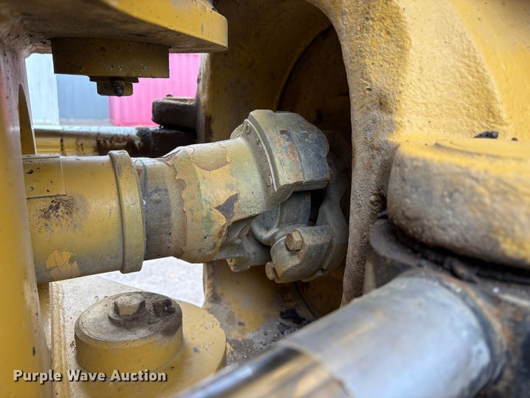 image for item EU8656 2015 Caterpillar 740B articulated haul truck