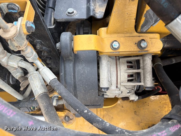 image for item EU8656 2015 Caterpillar 740B articulated haul truck