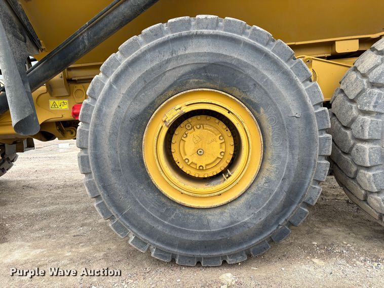 image for item EU8656 2015 Caterpillar 740B articulated haul truck