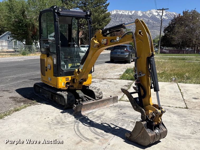 image for item EU8657 2021 Caterpillar 302CR mini excavator