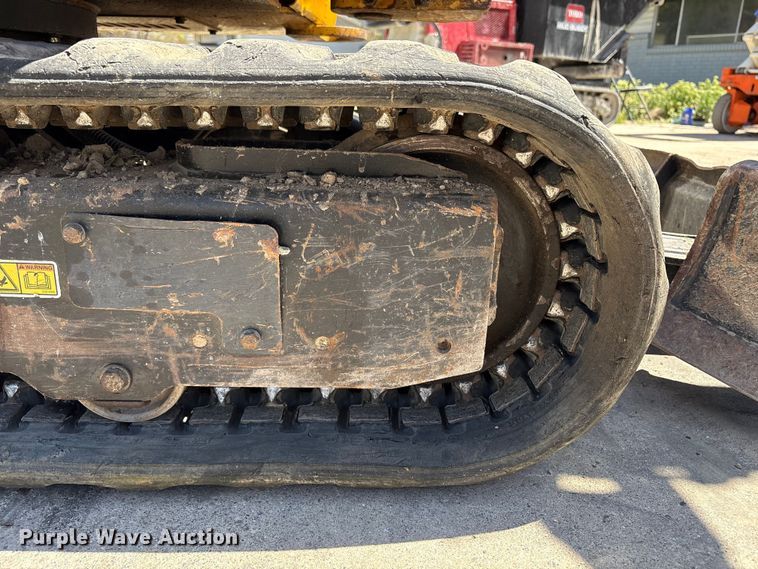 image for item EU8657 2021 Caterpillar 302CR mini excavator