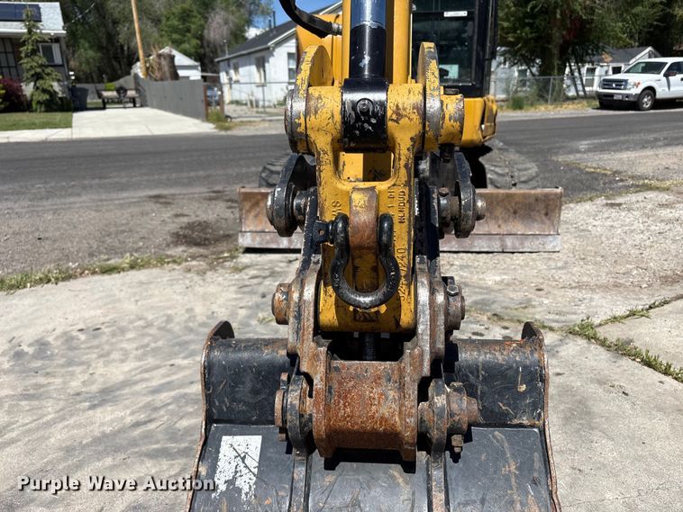 image for item EU8658 2021 Caterpillar 304E2 mini excavator
