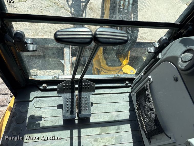 image for item EU8658 2021 Caterpillar 304E2 mini excavator