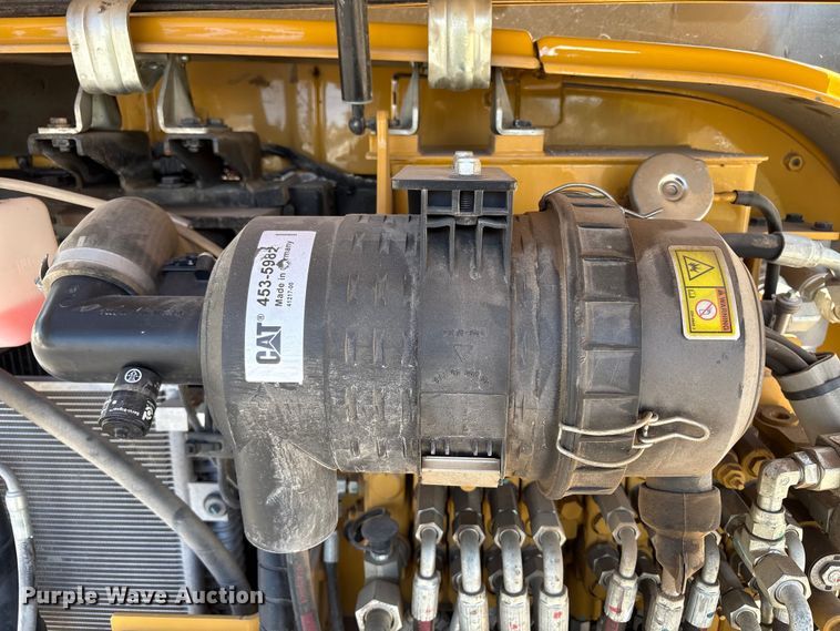 image for item EU8658 2021 Caterpillar 304E2 mini excavator