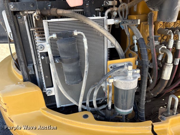 image for item EU8658 2021 Caterpillar 304E2 mini excavator