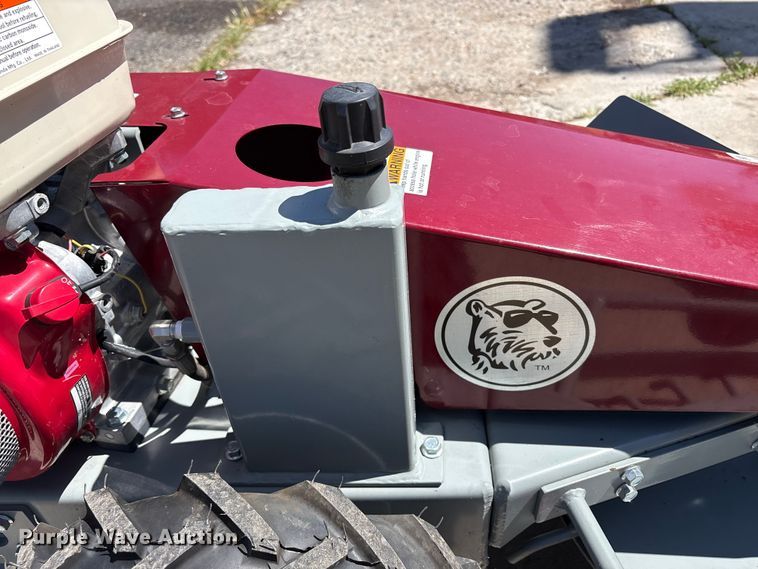 image for item EU8660 Power Dog 926 brush mower