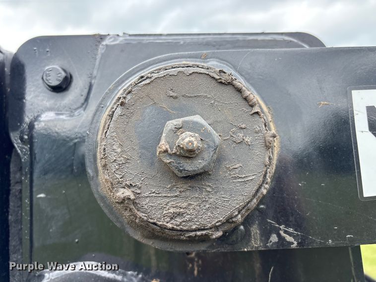 image for item EV2916 2019 John Deere 333G tracked skid steer loader