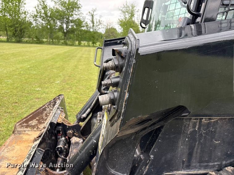 image for item EV2916 2019 John Deere 333G tracked skid steer loader