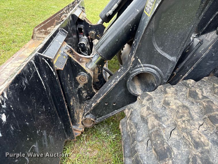 image for item EV2916 2019 John Deere 333G tracked skid steer loader