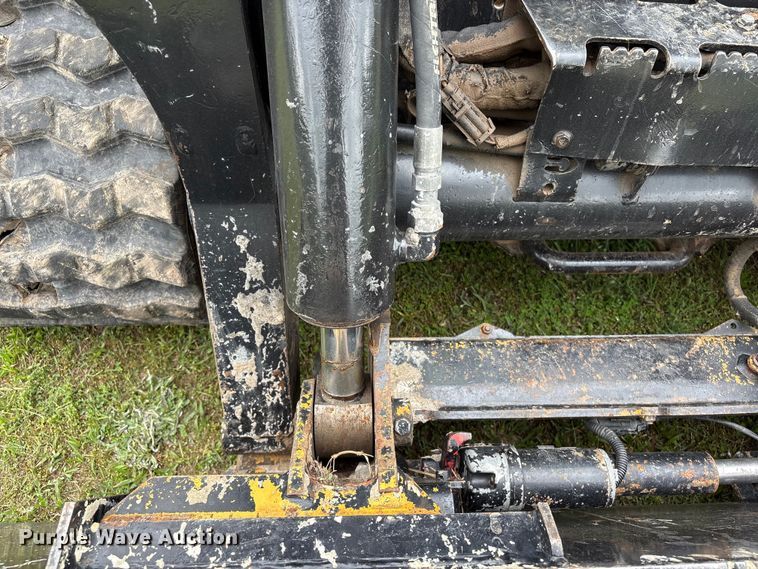 image for item EV2916 2019 John Deere 333G tracked skid steer loader