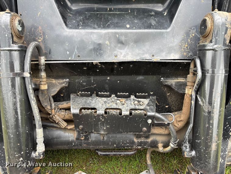 image for item EV2916 2019 John Deere 333G tracked skid steer loader