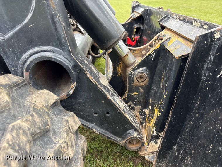 image for item EV2916 2019 John Deere 333G tracked skid steer loader