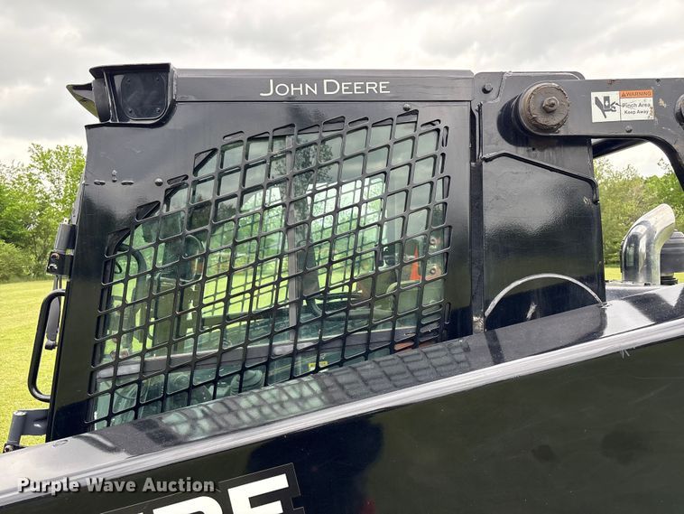 image for item EV2916 2019 John Deere 333G tracked skid steer loader