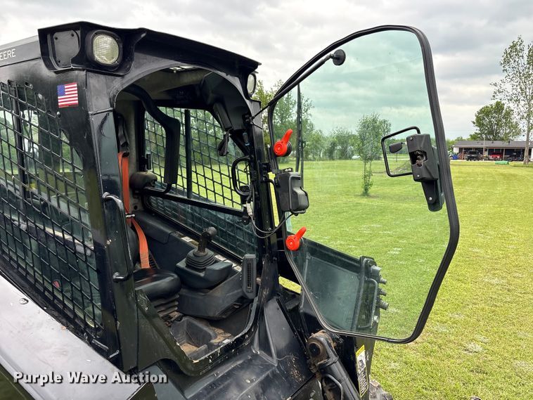 image for item EV2916 2019 John Deere 333G tracked skid steer loader