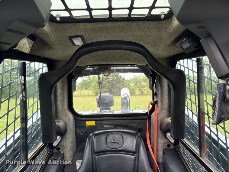 image for item EV2916 2019 John Deere 333G tracked skid steer loader