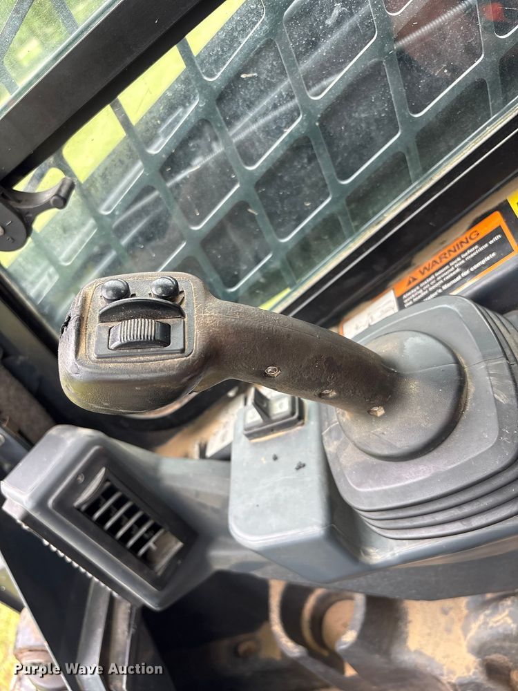 image for item EV2916 2019 John Deere 333G tracked skid steer loader