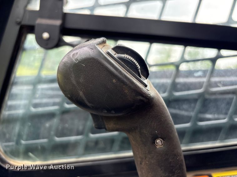 image for item EV2916 2019 John Deere 333G tracked skid steer loader