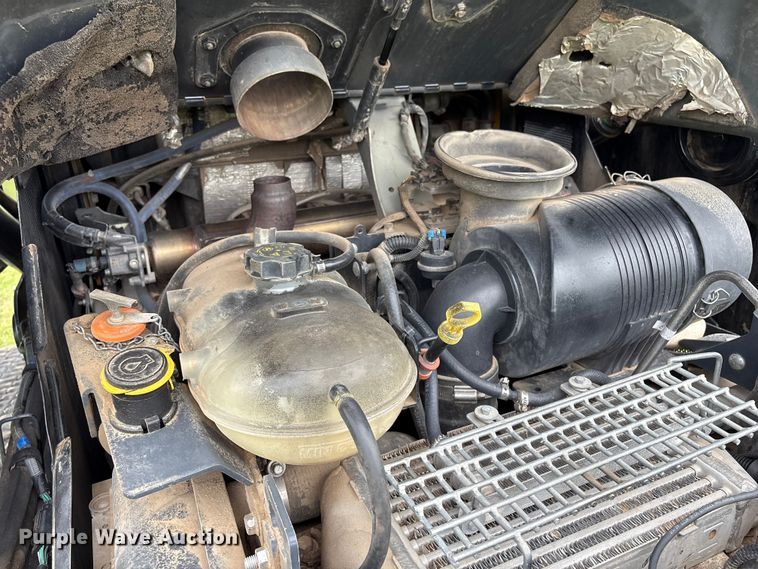 image for item EV2916 2019 John Deere 333G tracked skid steer loader