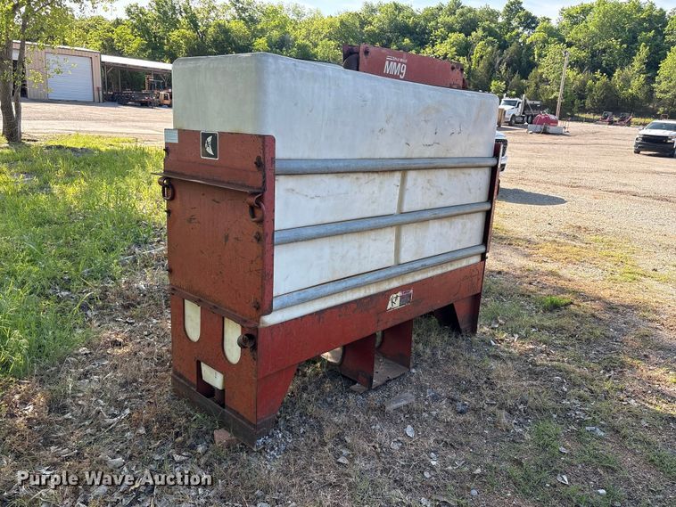 image for item EV2918 Ditch Witch MM9 mud mixer tank