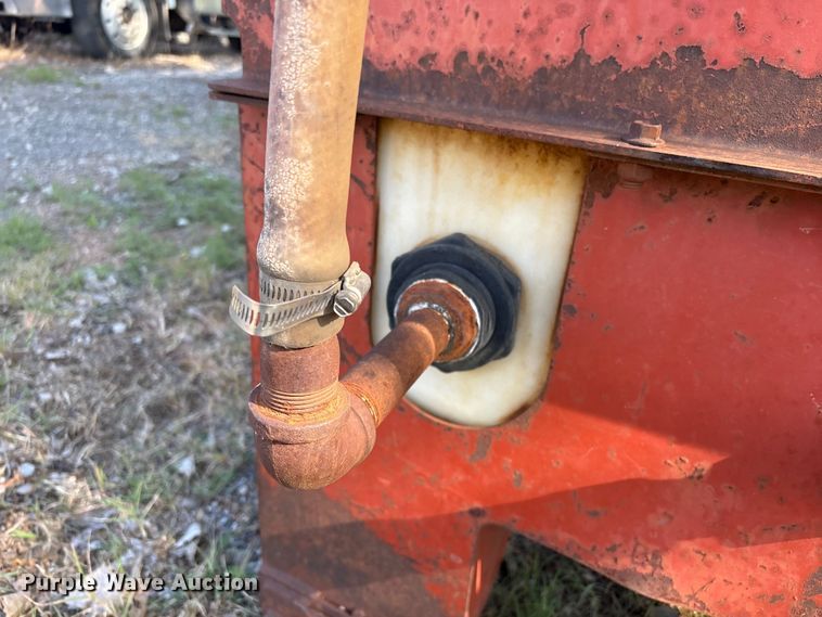 image for item EV2918 Ditch Witch MM9 mud mixer tank